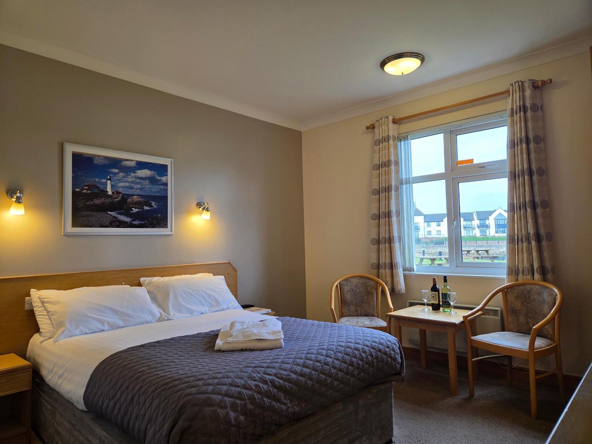 The Little Haven Hotel On The Beach Саут Шийлдс Екстериор снимка