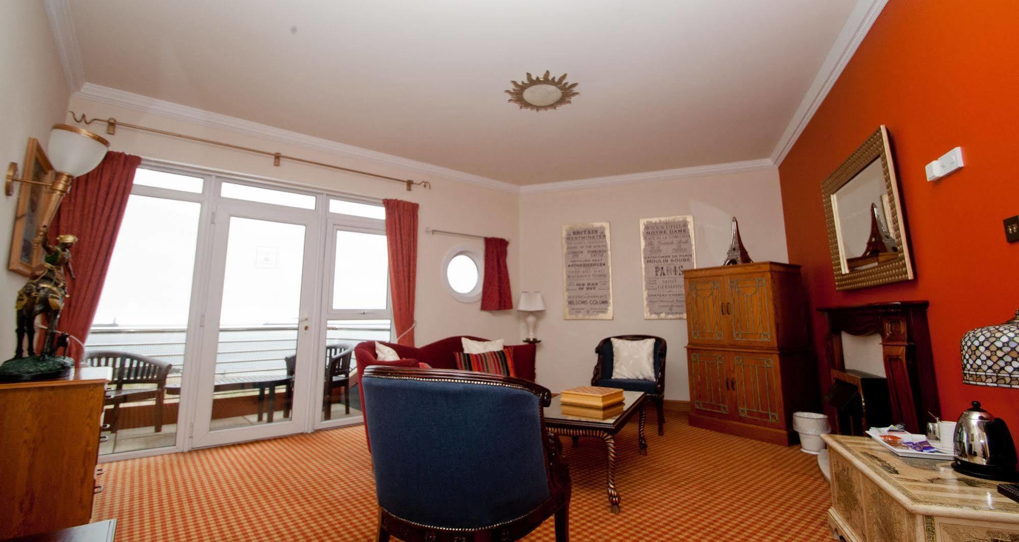 The Little Haven Hotel On The Beach Саут Шийлдс Екстериор снимка