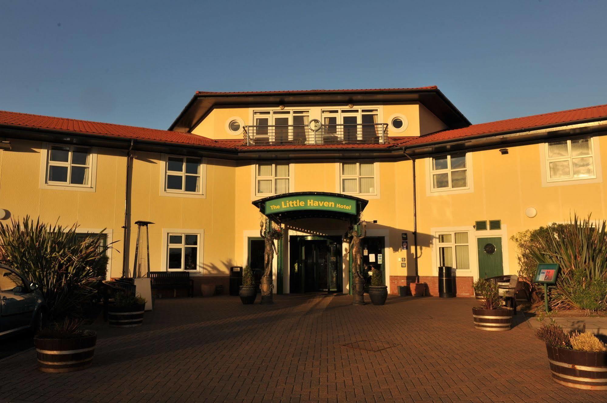 The Little Haven Hotel On The Beach Саут Шийлдс Екстериор снимка